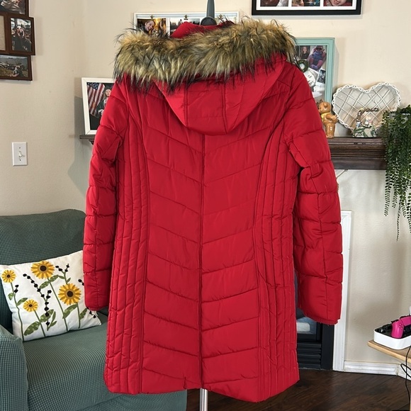 Tommy Hilfiger Chevron Removable Faux-Fur Trim Hooded Puffer Coat NWOT - Picture 4 of 17